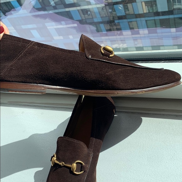 Gucci Men's Brown Suede Loafers with Gold Horsebit - Picture 3 of 9